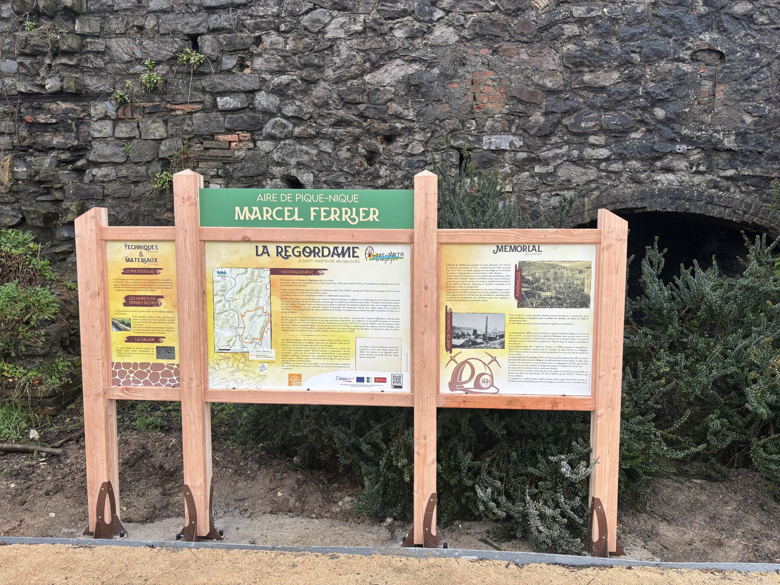 Halte aux Randonneurs – Square Marcel Ferrier
